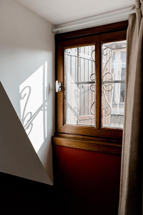 Au Bourg Neuf Apartamento Orléans Exterior foto