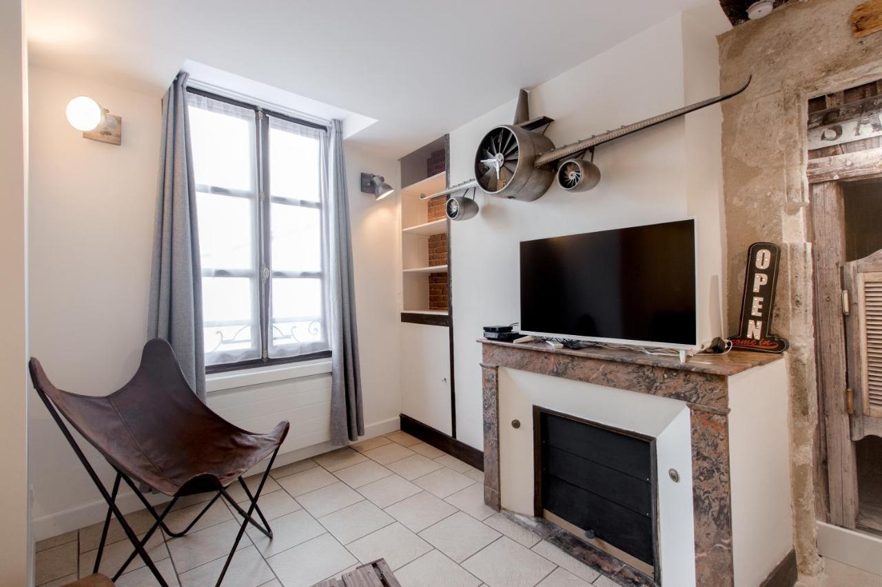Au Bourg Neuf Apartamento Orléans Exterior foto